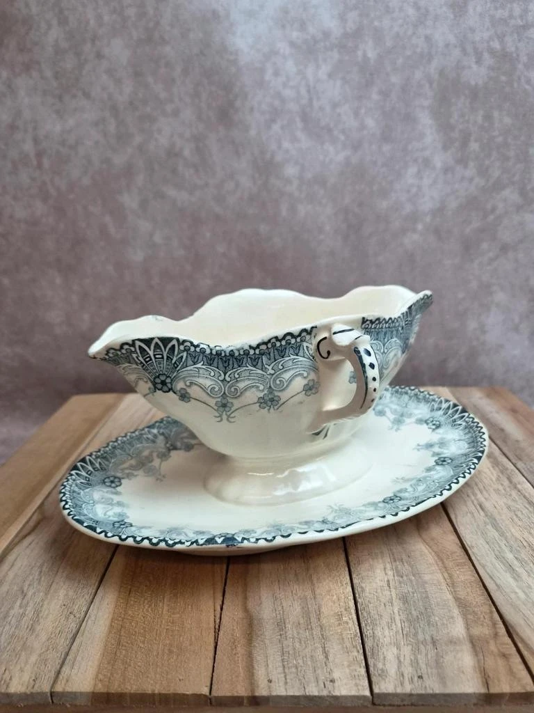 Saucière ancienne Hippolyte Boulenger Choisy-le-roi – Modèle Henriette – Terre de Fer
